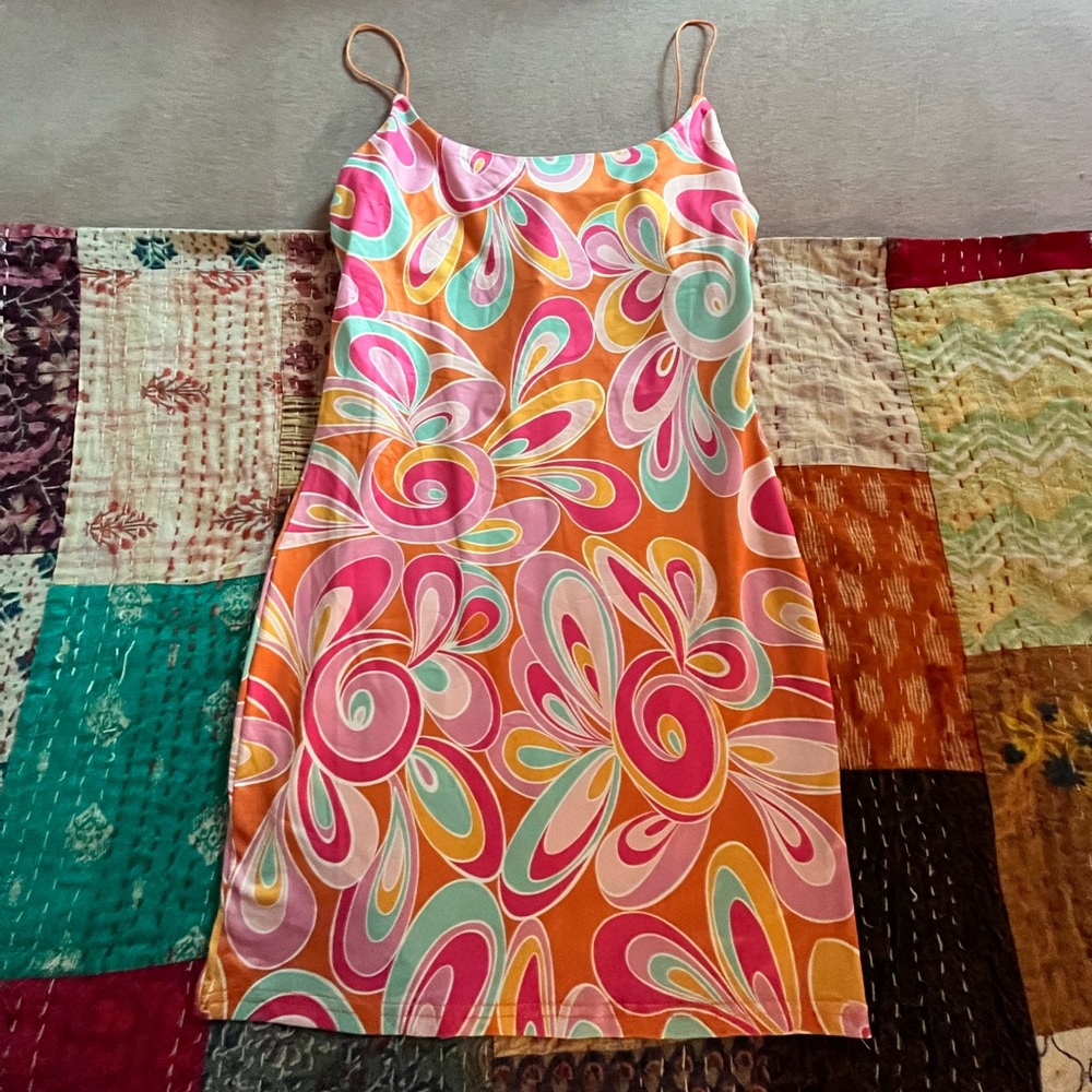Mini groovy patterned dress Never worn